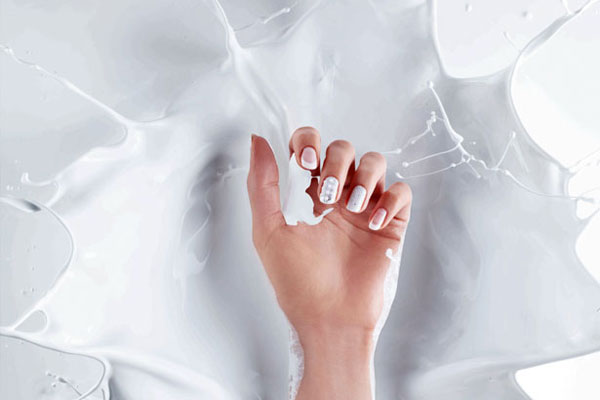 nail-color-white