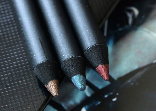 mac-dark-desires-kohl-power-pencil