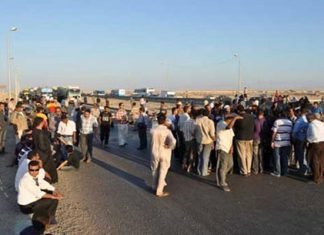 Des commerçants de Ben Guerdane bloquent la route vers Ras Jedir