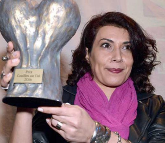 La Tunisienne Nadia Khiari alias Willis from Tunis remporte le prix « Couilles au Cul »